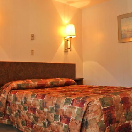 Sunset Motel Creston Esterno foto